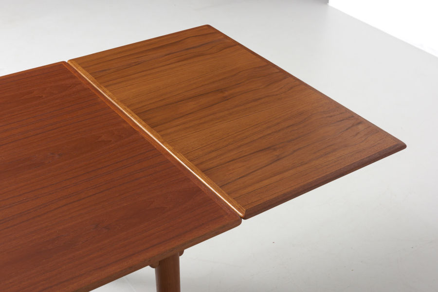modestfurniture-vintage-2068-omann-jun-dining-table-model-5008