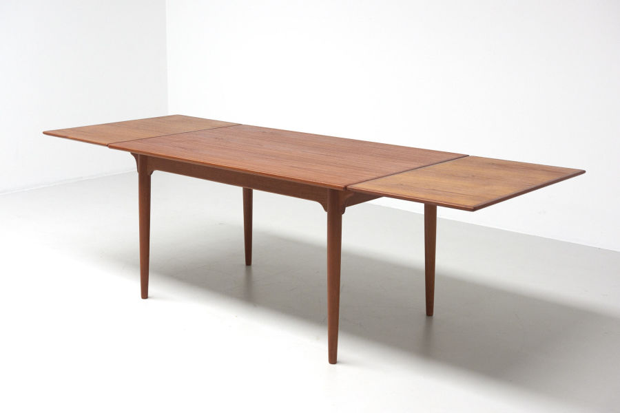 modestfurniture-vintage-2068-omann-jun-dining-table-model-5009