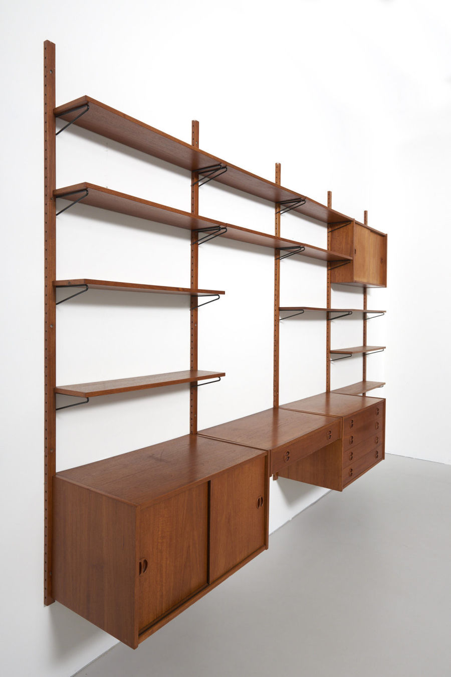 modestfurniture-vintage-2071-danish-wall-unit-teak-black-suspensions11