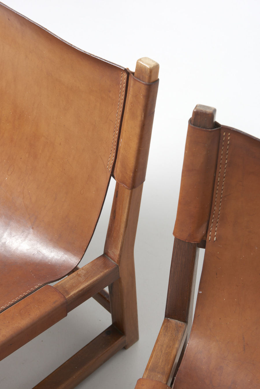modestfurniture-vintage-2096-riaza-chair-saddle-leather-paco-munoz07