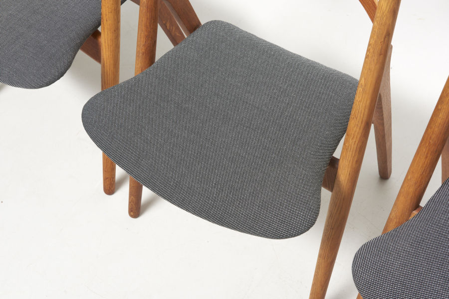 modestfurniture-vintage-2131-hans-wegner-sawbuck-chairs-ch-2907