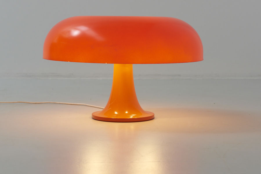 modestfurniture-vintage-2143-artemide-table-lamp-nesso-orange-fibreglass03