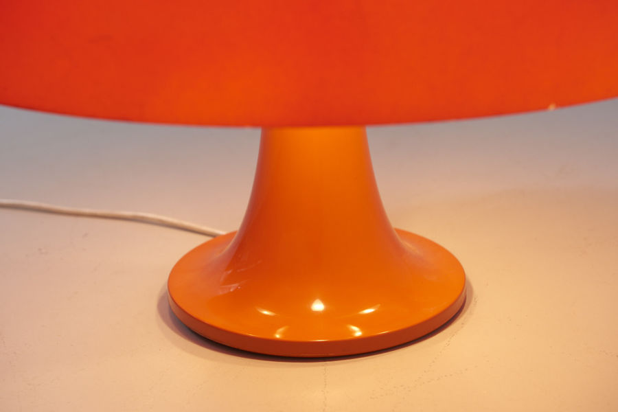 modestfurniture-vintage-2143-artemide-table-lamp-nesso-orange-fibreglass08