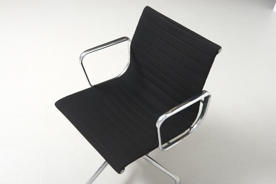 modestfurniture-vintage-2163-eames-alu-group-chair-herman-miller-ring-mobelfabrikk07