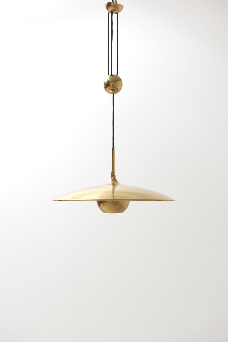 modestfurniture-vintage-2167-adjustable-ceiling-lamp-brass-florian-schulz01