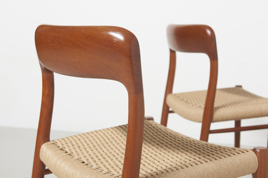 modestfurniture-vintage-2207-niels-moller-chairs-model-7508