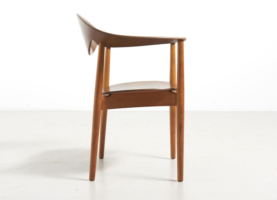 modestfurniture-vintage-2392-metropolitan-chair-fritz-hansen-ejner-larsen-aksel-bender-madsen07