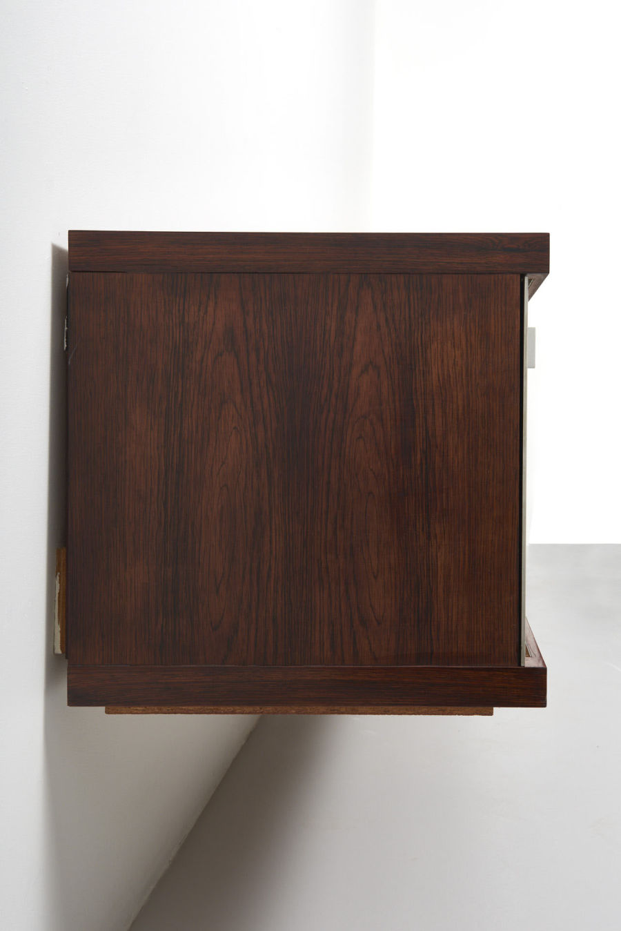modestfurniture-vintage-2397-hanging-sideboard-horst-bruning-rosewood11