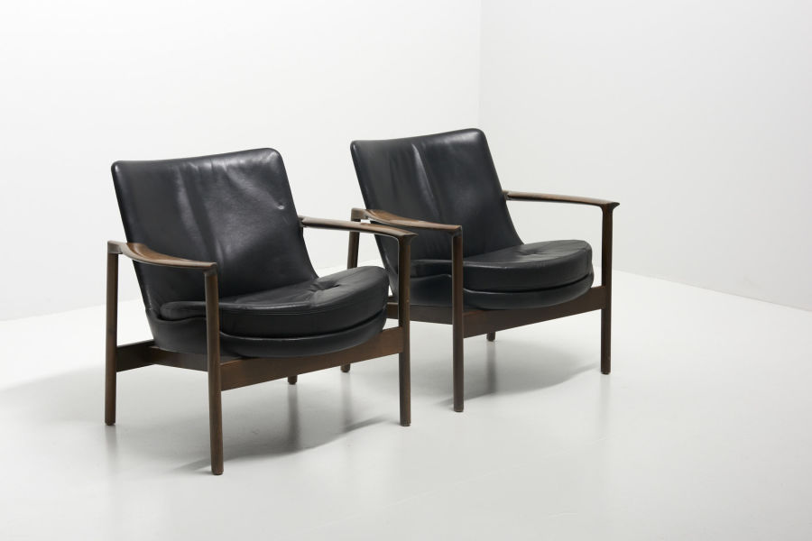 modestfurniture-vintage-2537-ib-kofod-larsen-easy-chairs-froescher01