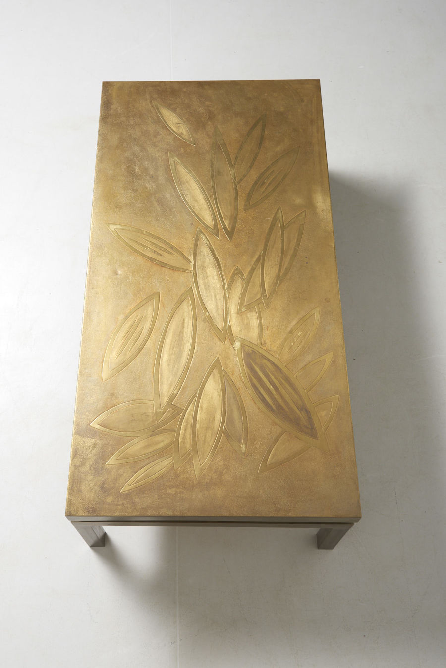 modestfurniture-vintage-2542-low-table-etched-brass04