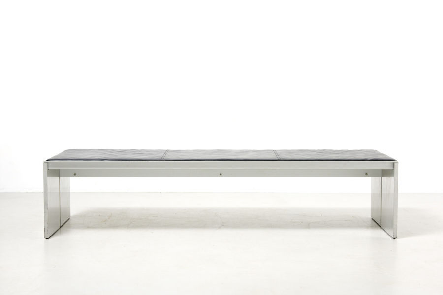 modestfurniture-vintage-2544-aluminium-bench-leather-cushion01