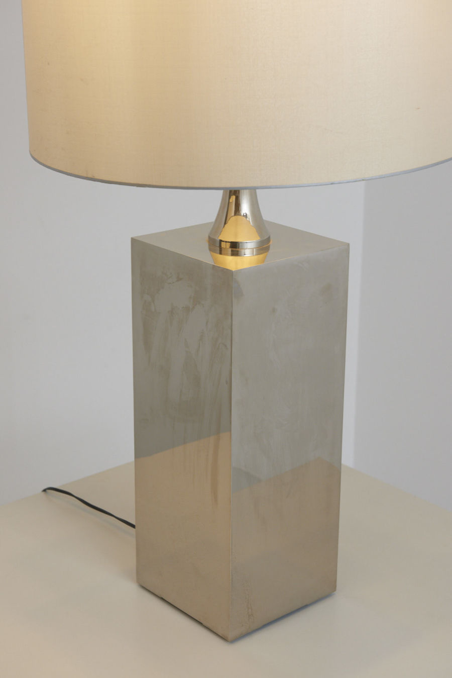 modestfurniture-vintage-2545-pair-xl-floor-lamps-silk-shades03