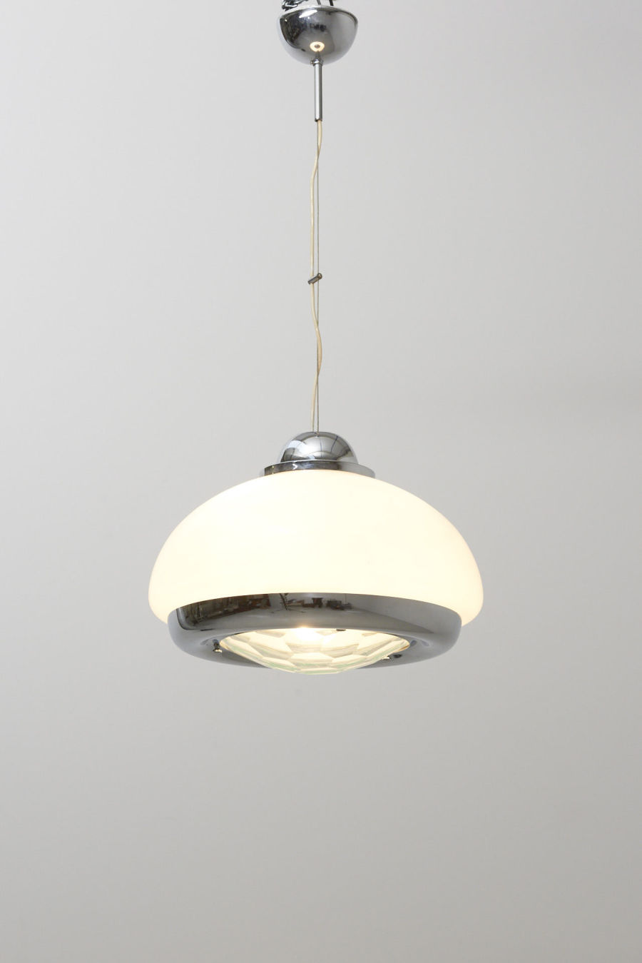 modestfurniture-vintage-2547-glass-pendant-max-ingrand-style01