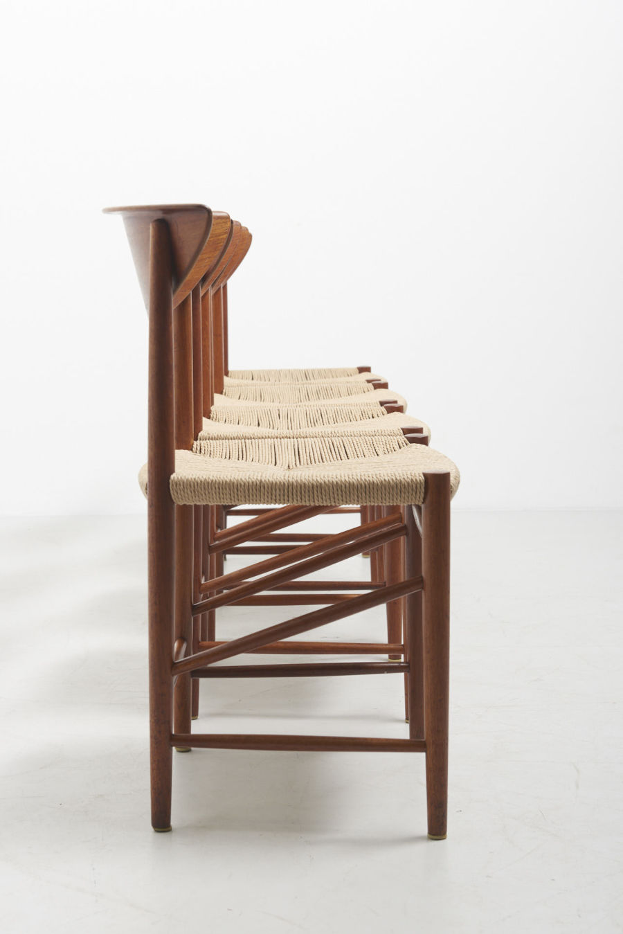 modestfurniture-vintage-2558-hvidt-molgaard-dining-chairs-model-316-soborg03