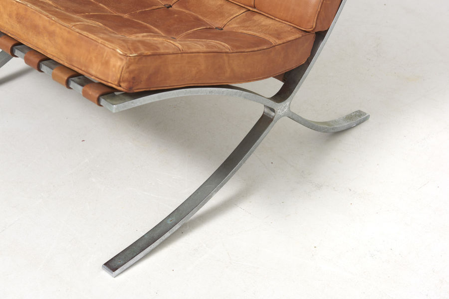 modestfurniture-vintage-2580-mies-van-der-rohe-barcelona-chair-knoll-internaltional05