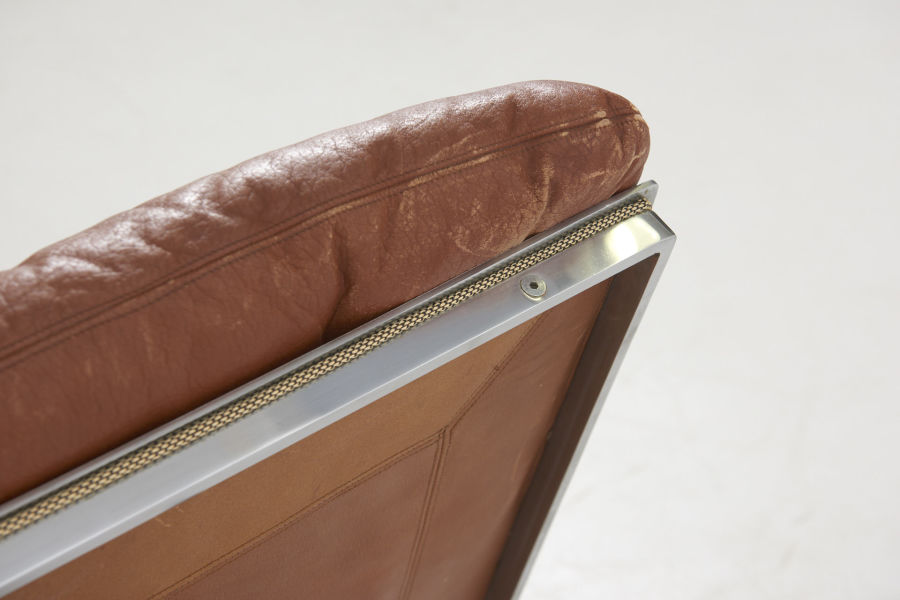 modestfurniture-vintage-2610-pair-easy-chair-flat-steel-brown-leather09