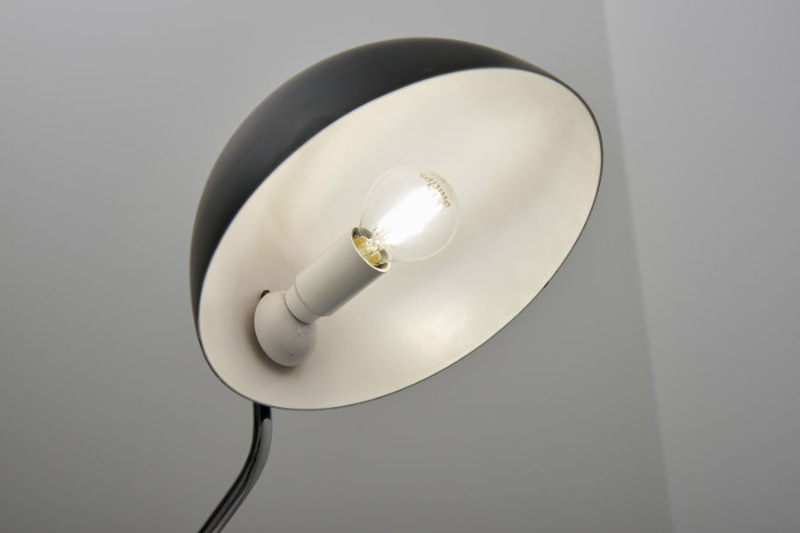 modestfurniture-vintage-2639-desk-lamp-chrome-black-italy13