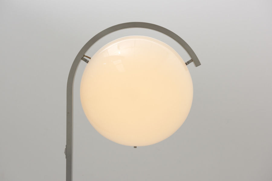 modestfurniture-vintage-2661-floor-lamp-acrylic-sphere10