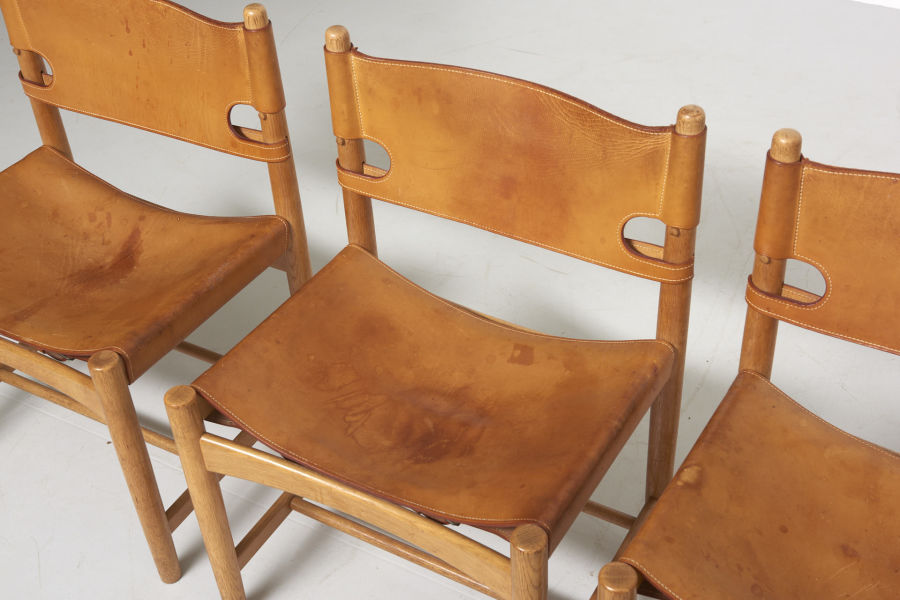 modestfurniture-vintage-2669-borge-mogensen-spanish-dining-chairs-fredericia-model-3237-323805