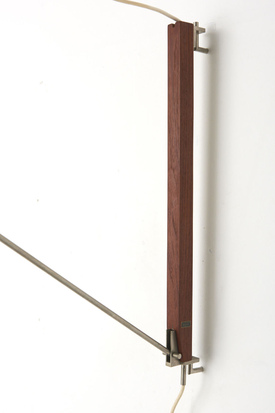 modestfurniture-vintage-2733-willem-hagoort-swing-arm-wall-lamp-white-shade-teak-brass-model-2662106