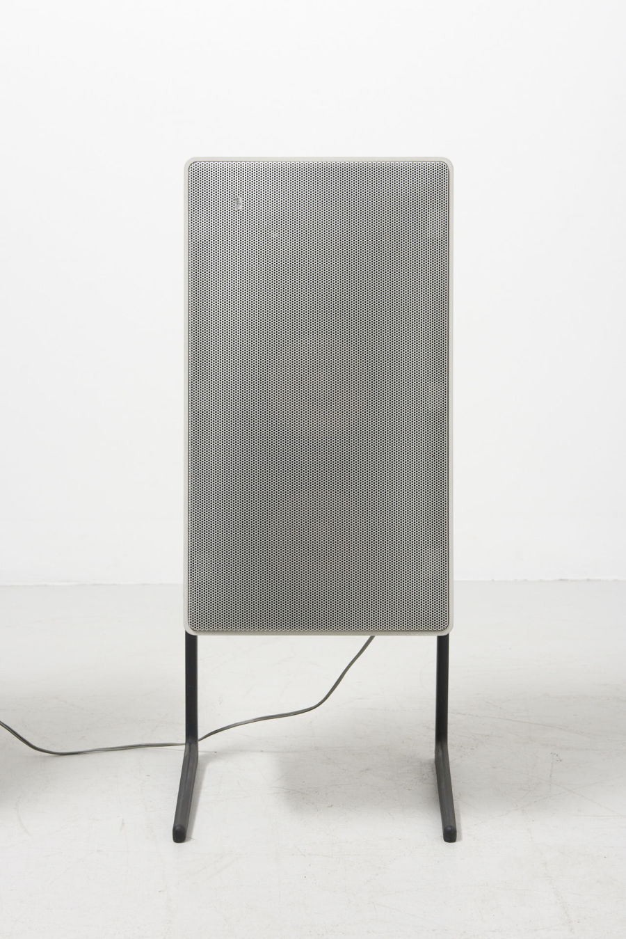 modestfurniture-vintage-2744-dieter-rams-speakers-braun02