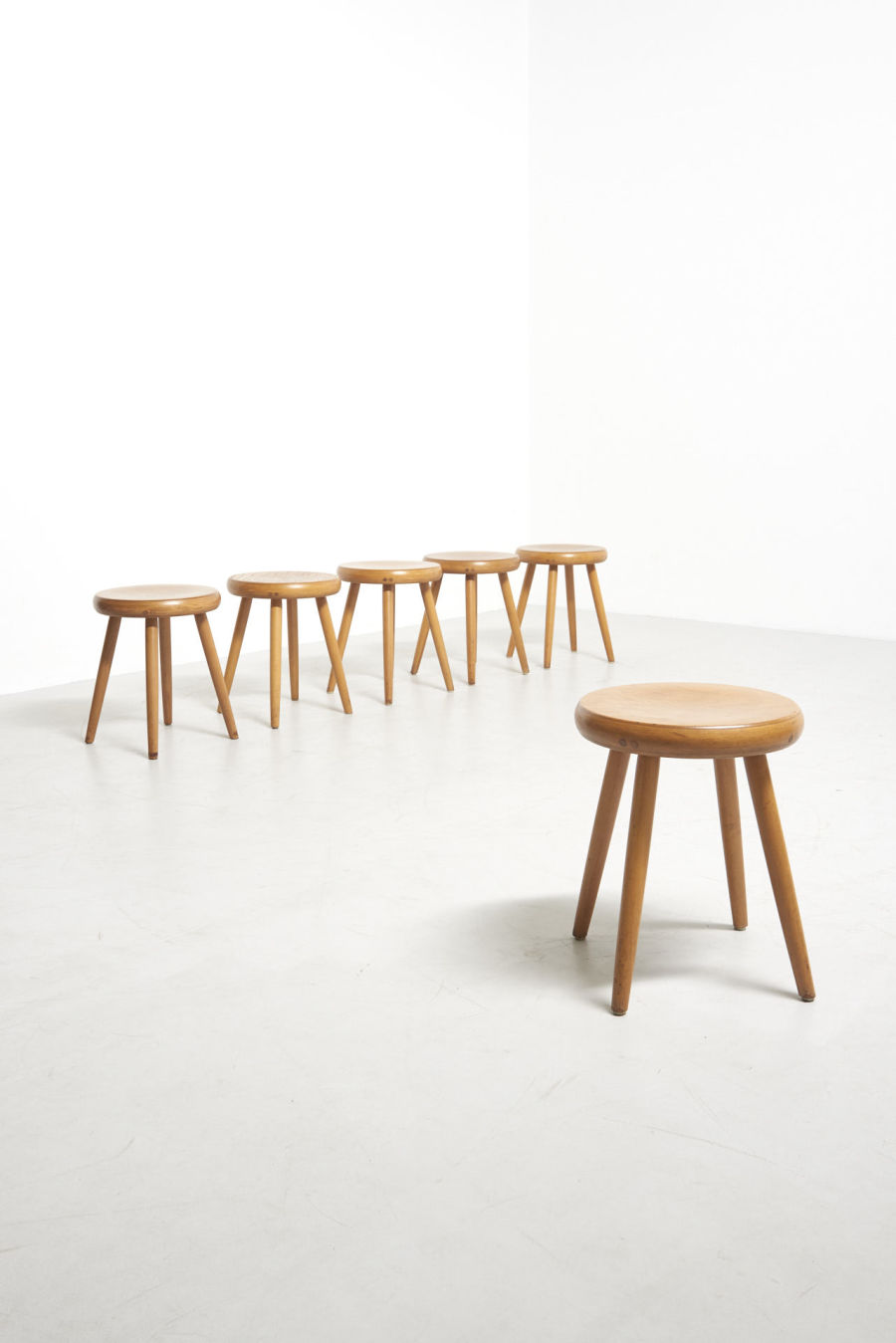modestfurniture-vintage-2756-set-stools01