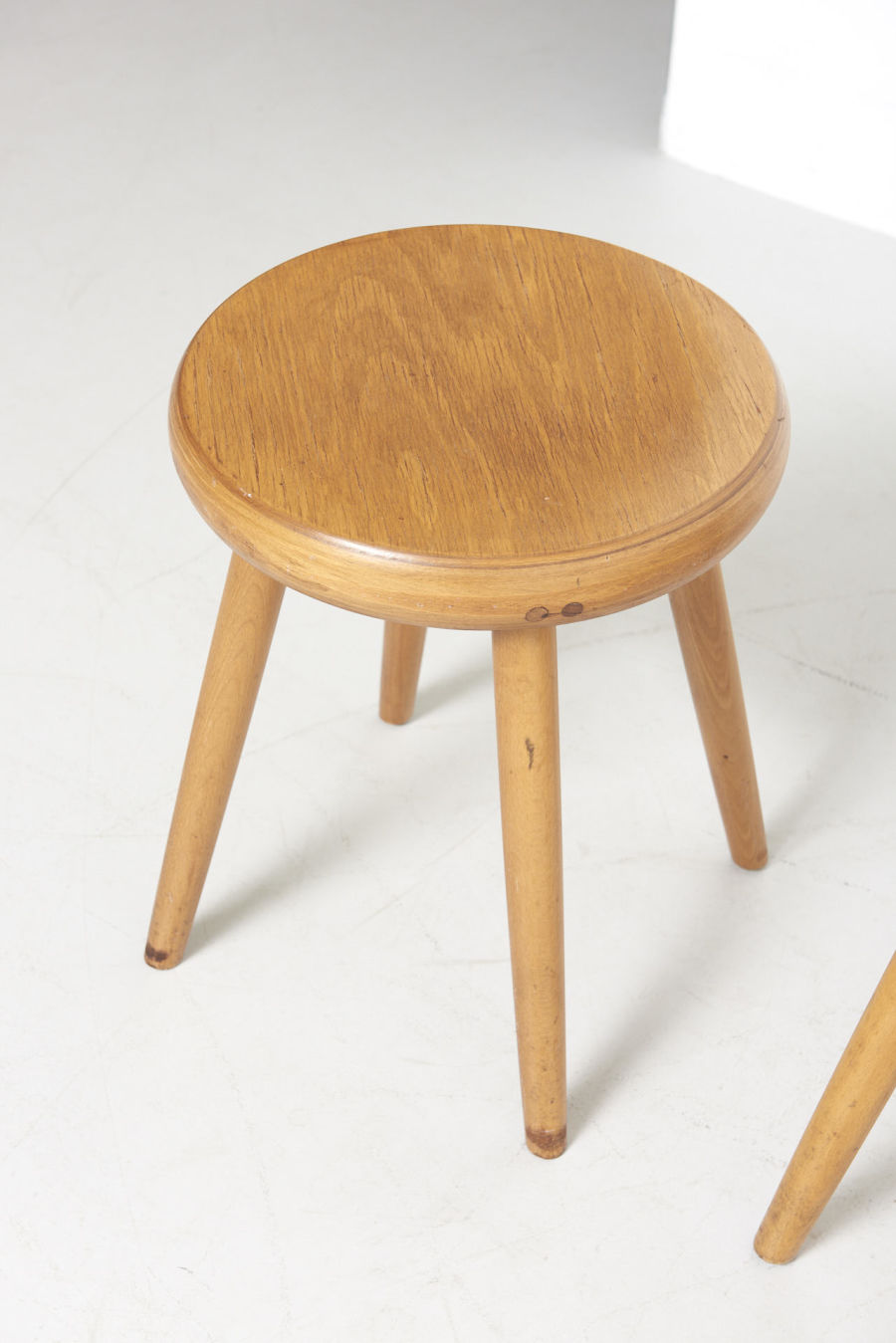 modestfurniture-vintage-2756-set-stools03