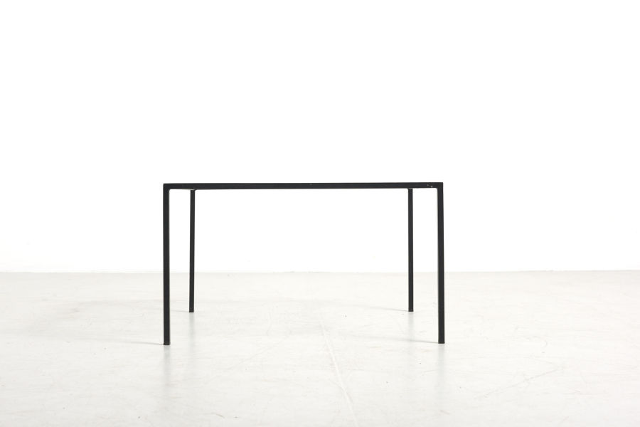 modestfurniture-vintage-2820-low-table-black-steel-glass08