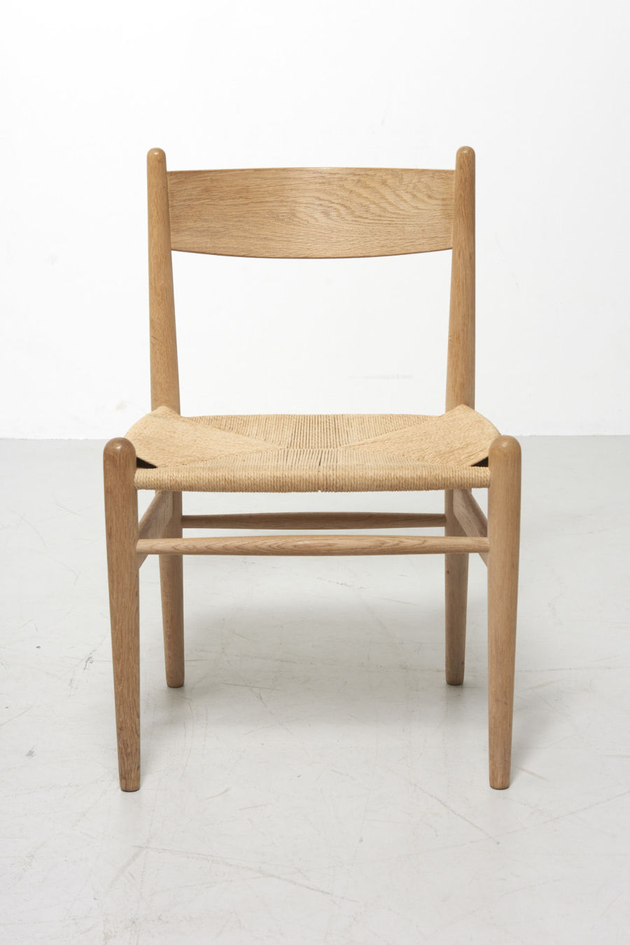 modestfurniture-vintage-2824-hans-wegner-dining-chairs-carl-hansen-ch3608