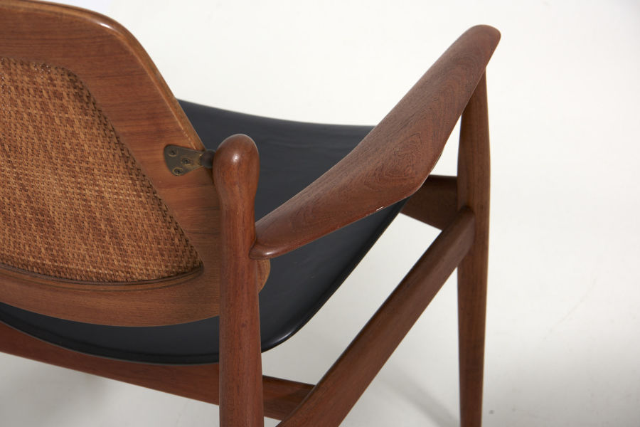 modestfurniture-vintage-2830-arne-vodder-dining-chairs-france-son16