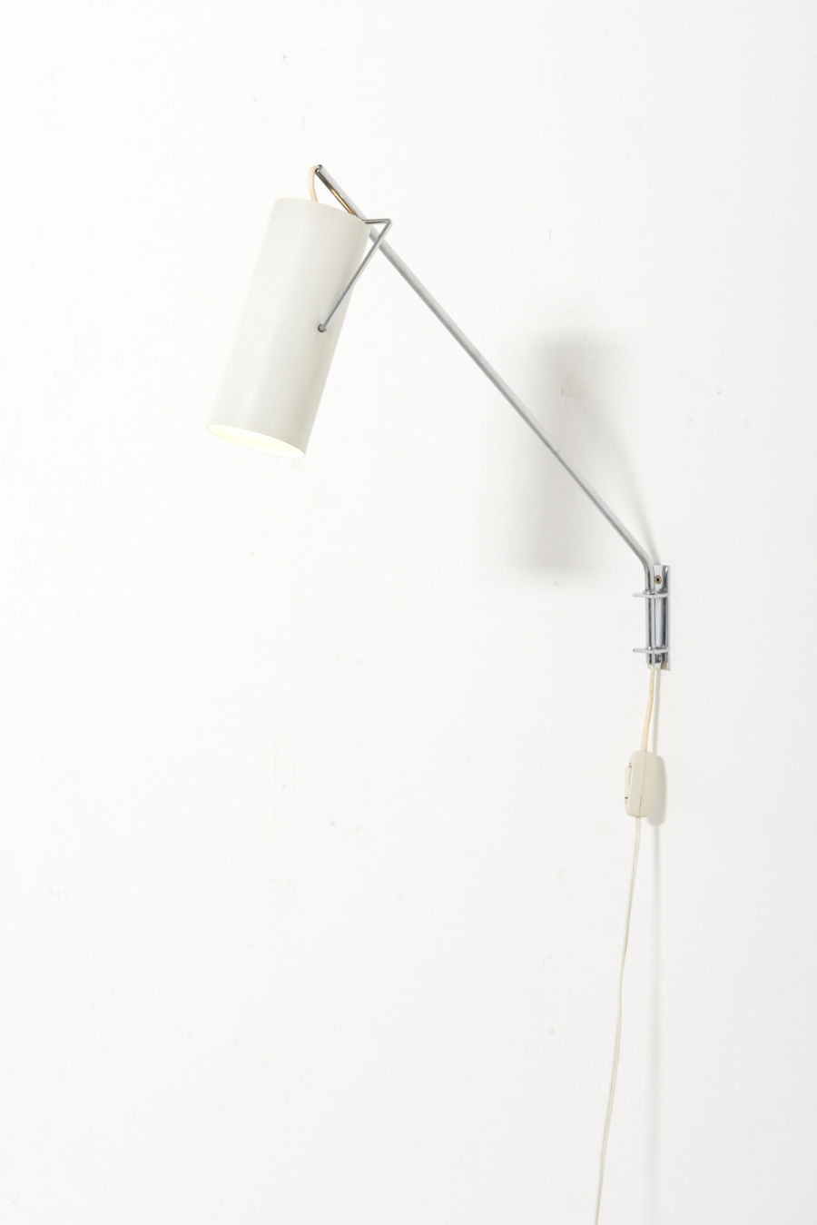 modestfurniture-vintage-2876-raak-swing-arm-wall-lamp-model-model-c1582-3701