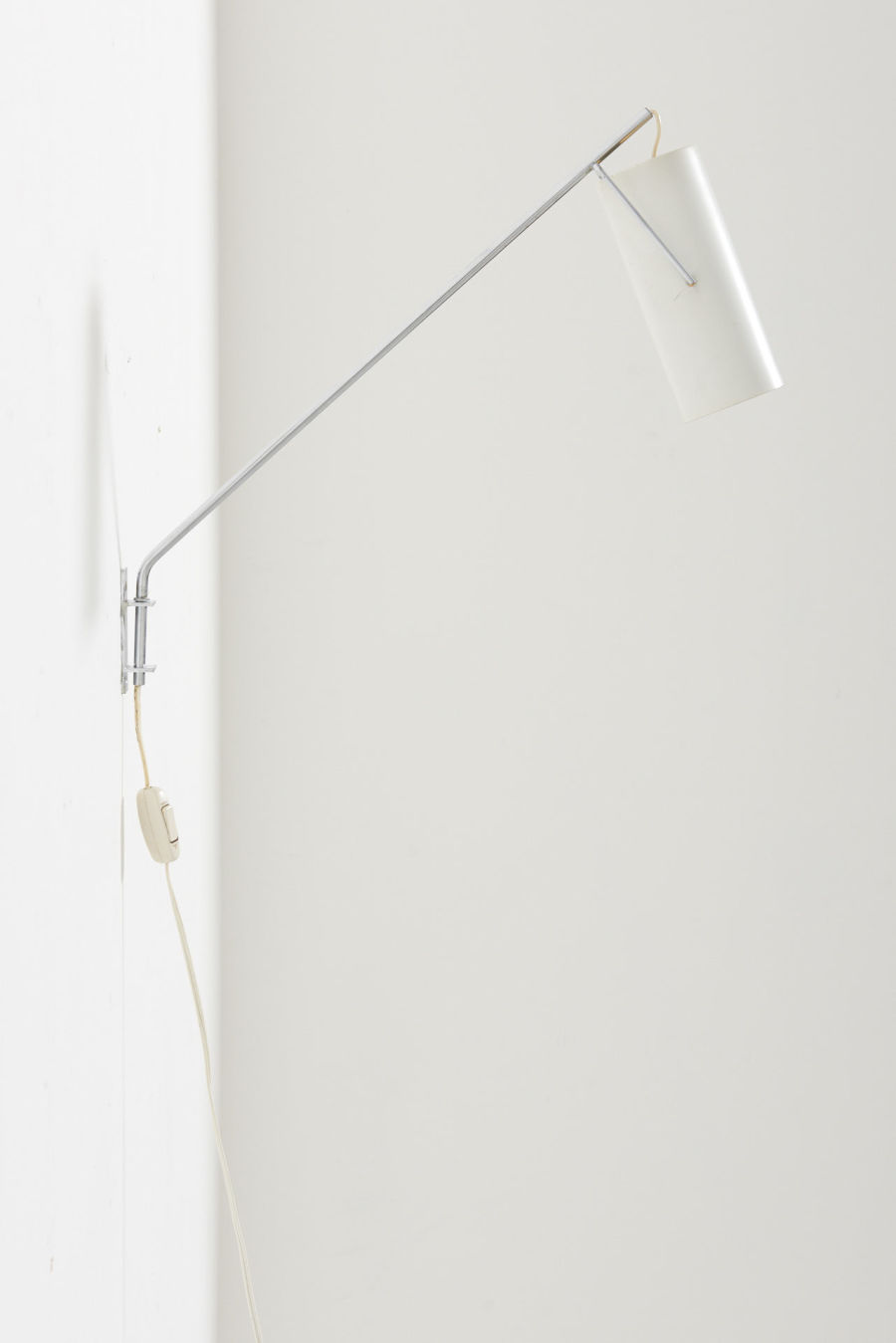 modestfurniture-vintage-2876-raak-swing-arm-wall-lamp-model-model-c1582-3703