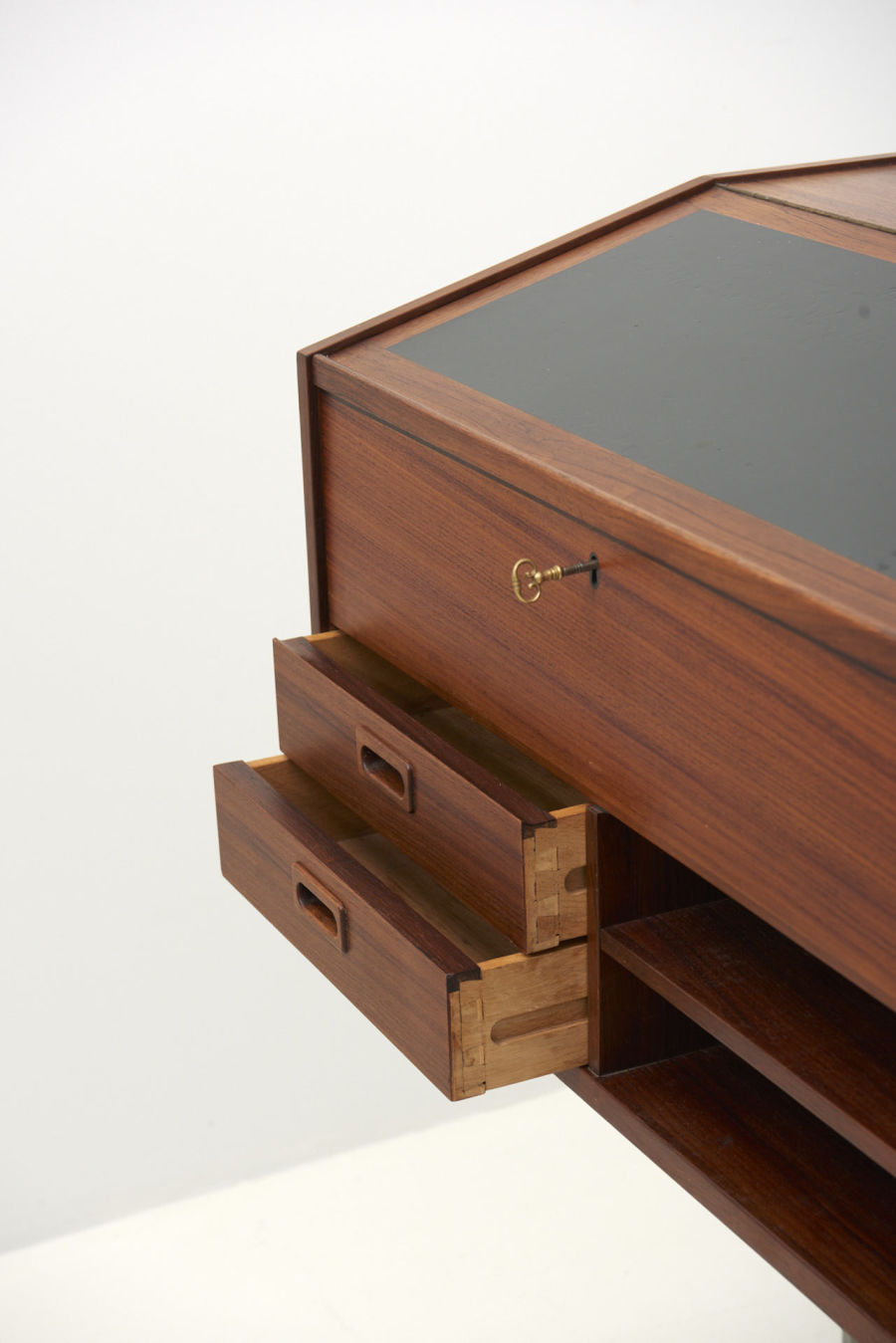 modestfurniture-vintage-3046-standing-desk-rosewood13