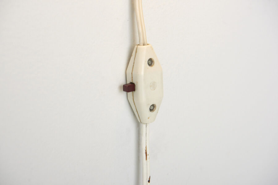 modestfurniture-vintage-3105-white-wall-lamp-anvia-hoogervorst08