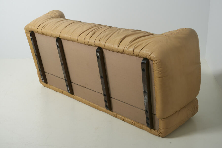modestfurniture-vintage-3146-camel-leather-sofa-3-seat10
