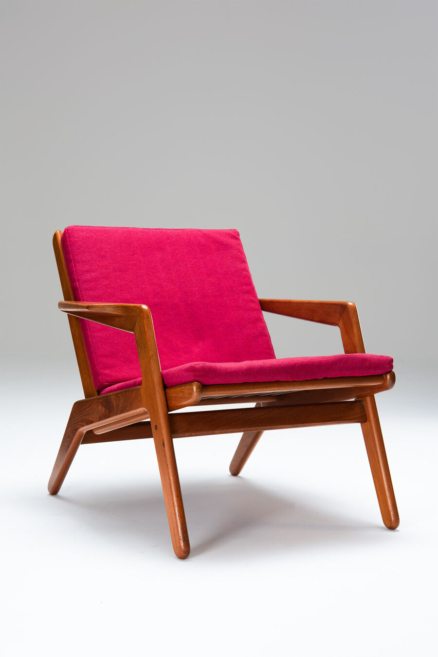 pair-of-armchairs-50s1