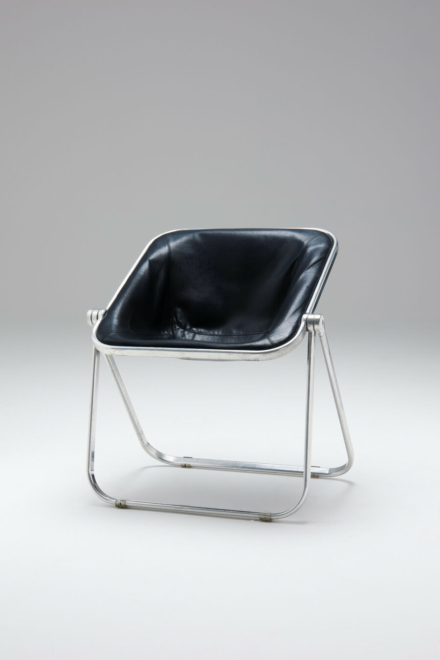 plona-chair1VCaN