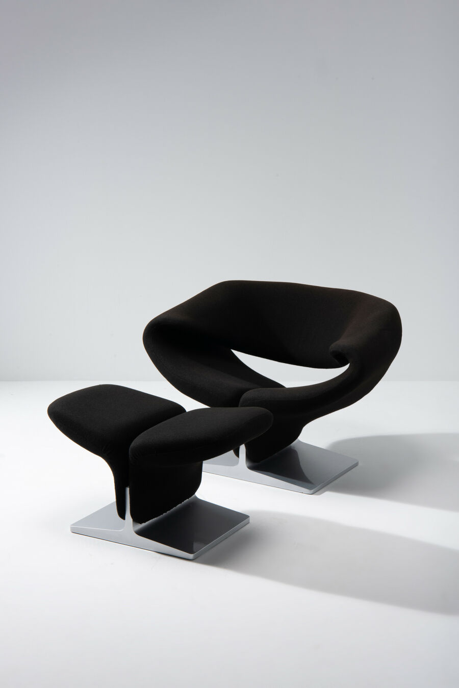 RIBBON CHAIR Pierre Paulin Artifort