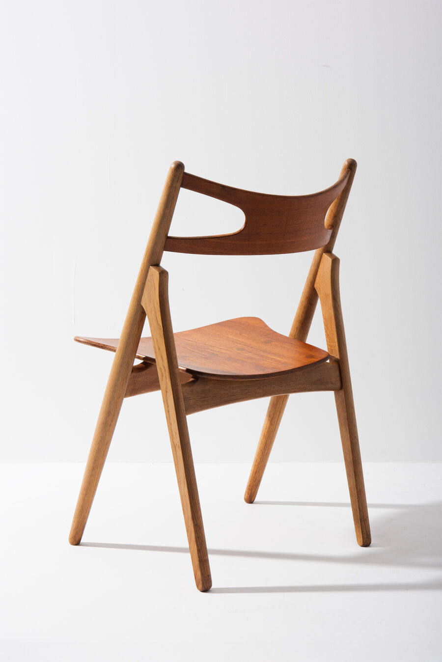 sawbuck-hansen-dining-chair5