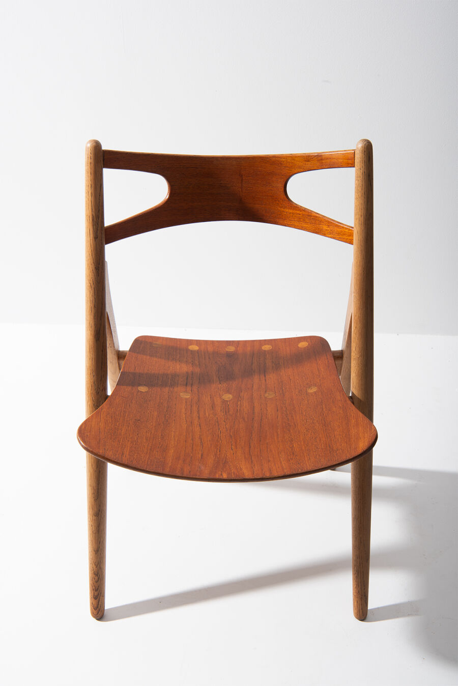 sawbuck-hansen-dining-chair7