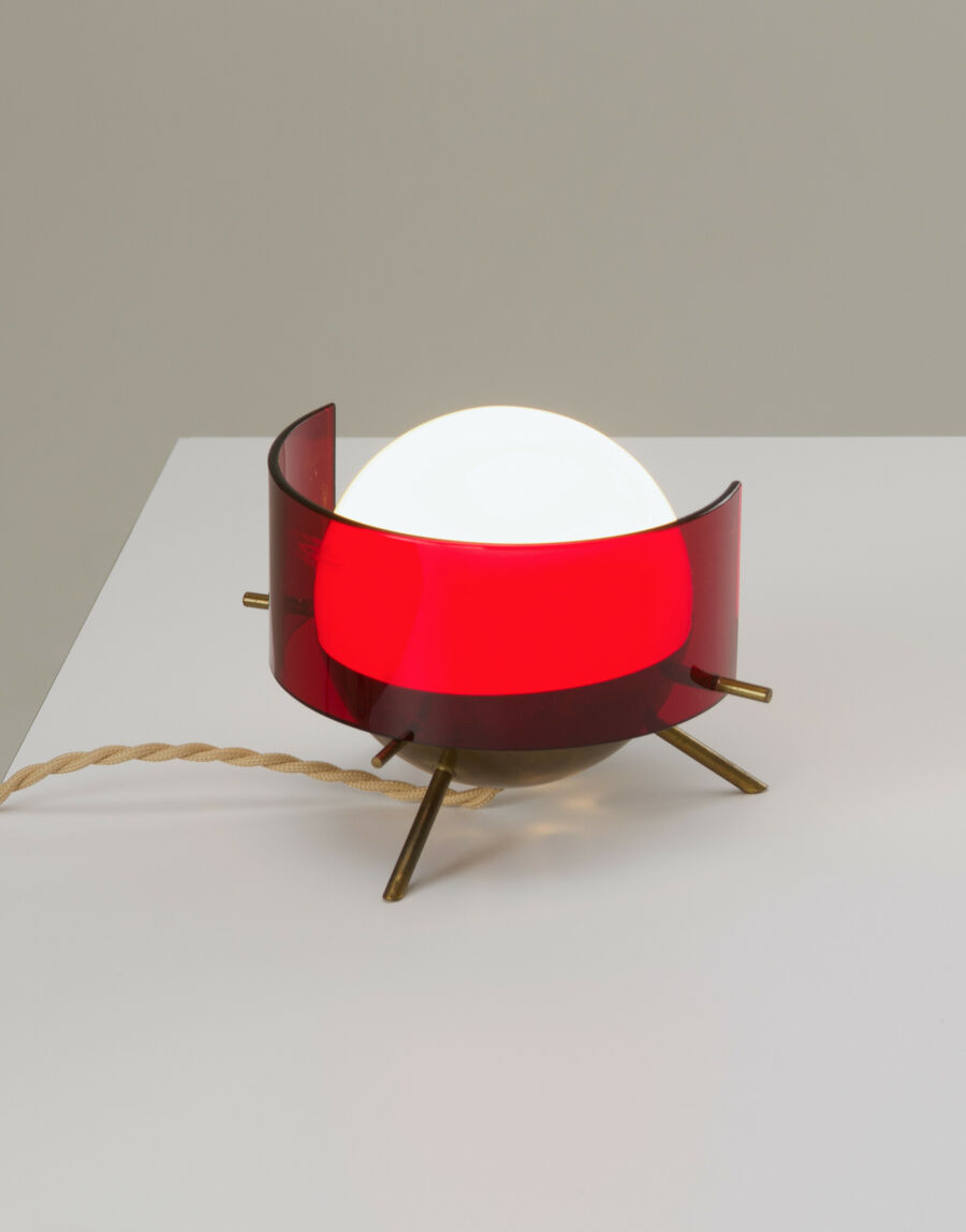tripod-table-lamp-stilax-milano-dat-is-de-naam-01