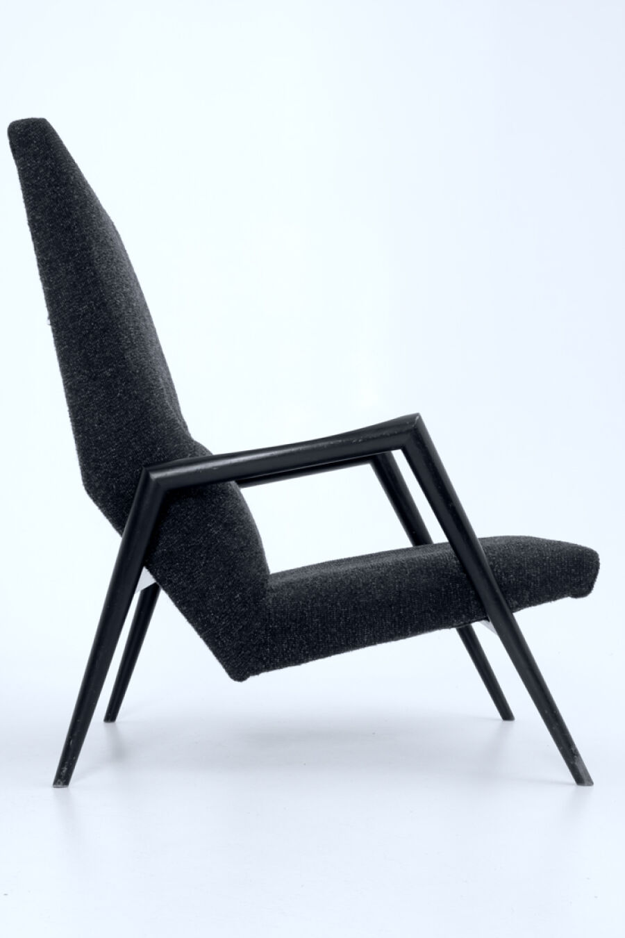 unique-triennale-lounge-chair-designed-by-rob-parry-in-1953-for-gelderland-2