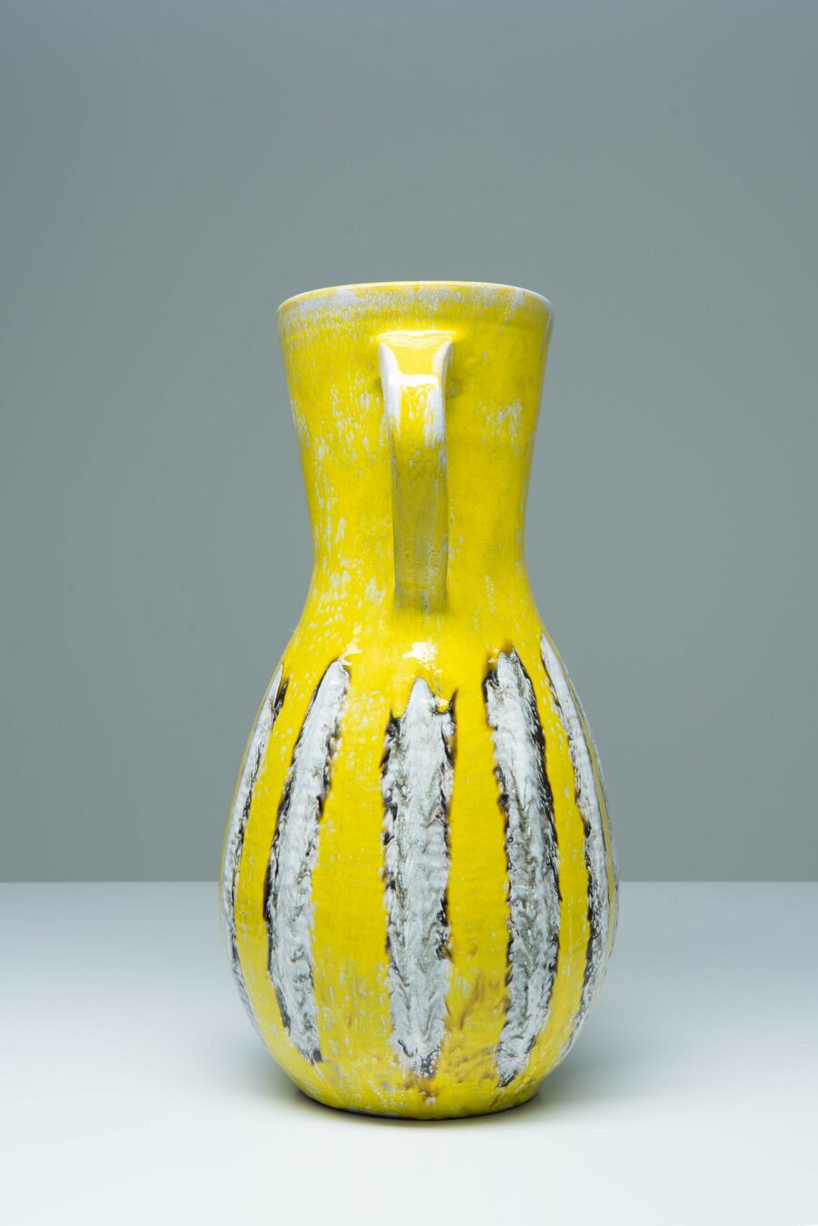 yellow-vase-19