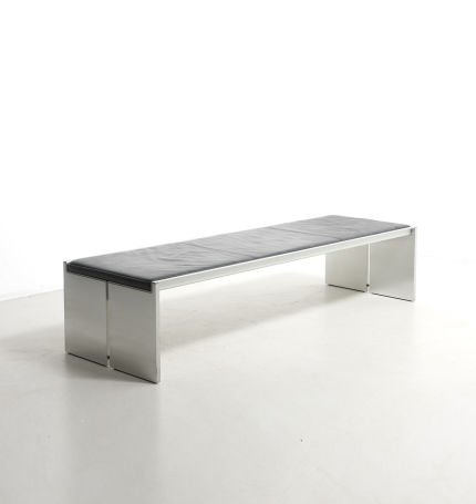 modestfurniture-vintage-2544-aluminium-bench-leather-cushion02_1