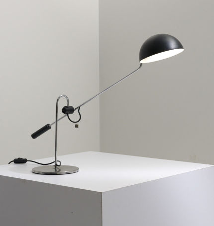 modestfurniture-vintage-2639-desk-lamp-chrome-black-italy01