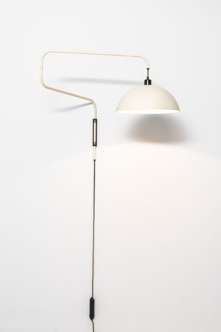 3133martinelli-eliowalllamp-1