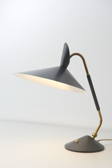 modestfurniture-vintage-2010-desk-lamp-grey-shade23