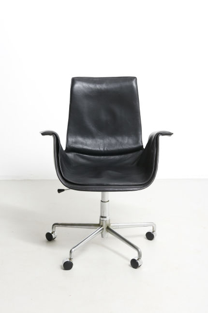 modestfurniture-vintage-2351-tulip-desk-chair-fabricius-kastholm-kill-international02