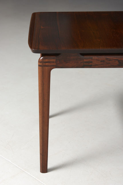 modestfurniture-vintage-2366-low-table-rosewood-hvidt-molgaard04