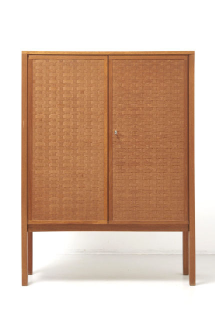 modestfurniture-vintage-2395-cadovius-cabinet-teak02